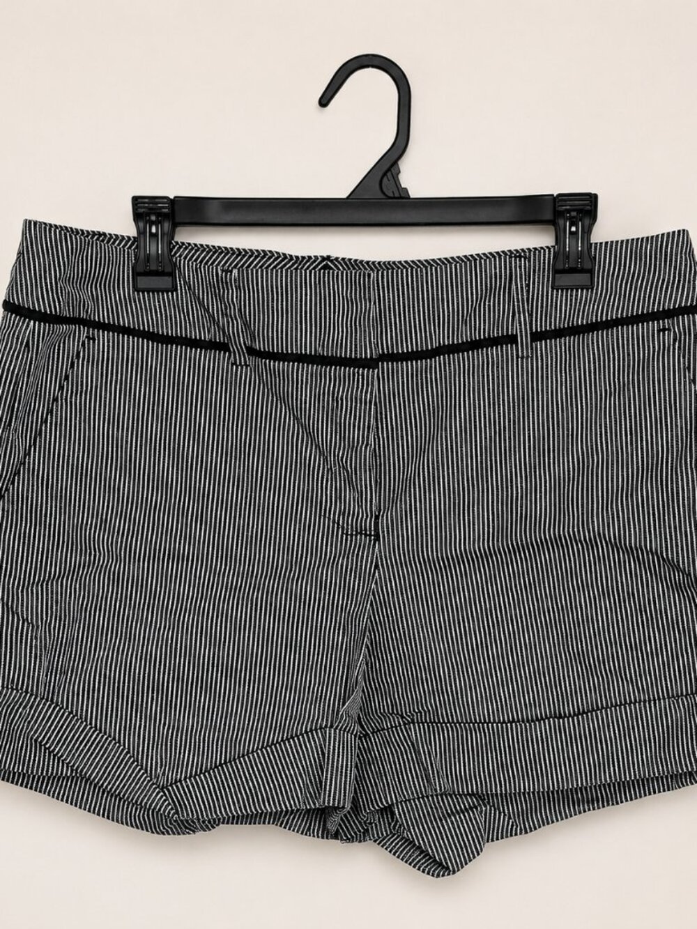 NY&Co Black White Pinstripe Shorts Size 14
